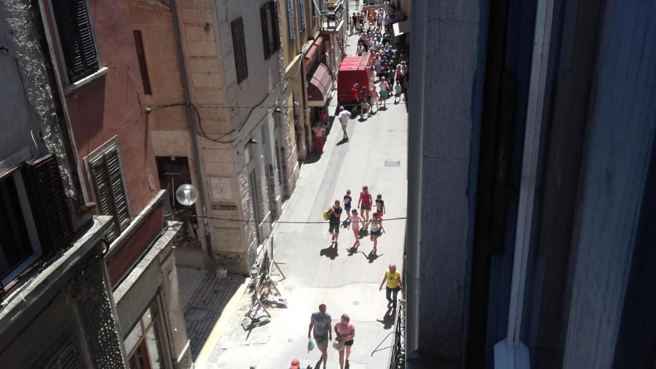 Pula Center Old Town Apartments And Rooms 外观 照片