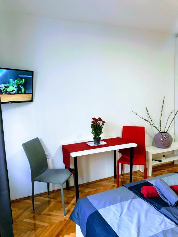 Pula Center Old Town Apartments And Rooms 外观 照片